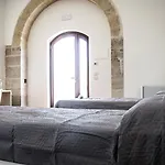 Tenuta Vigna Del Noce לינה וארוחת בוקר קוראטו