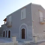 לינה וארוחת בוקר Tenuta Vigna Del Noce 3*