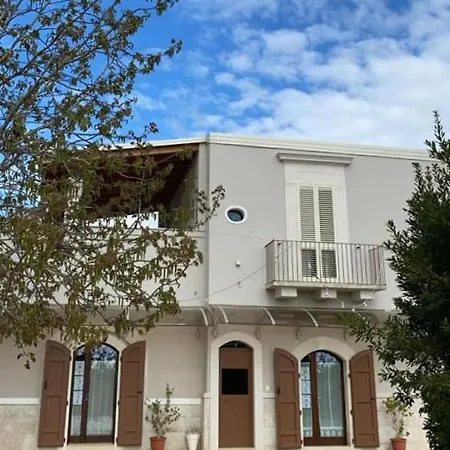 Tenuta Vigna Del Noce Bed & Breakfast Corato